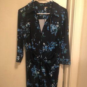NWT T Tahari Floral Dress  Retails for 120.00